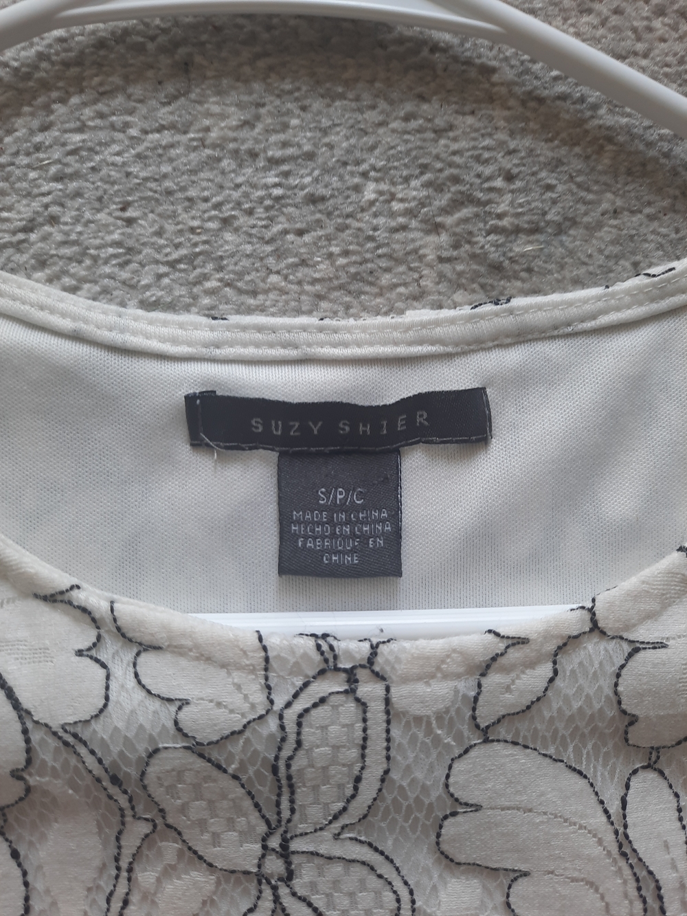 Suzy Shier White Floral Lace Peplum Top~ Small - Picture 3 of 5